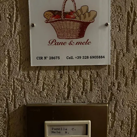 San Pietro Intero -pane&mele- Daire Roma